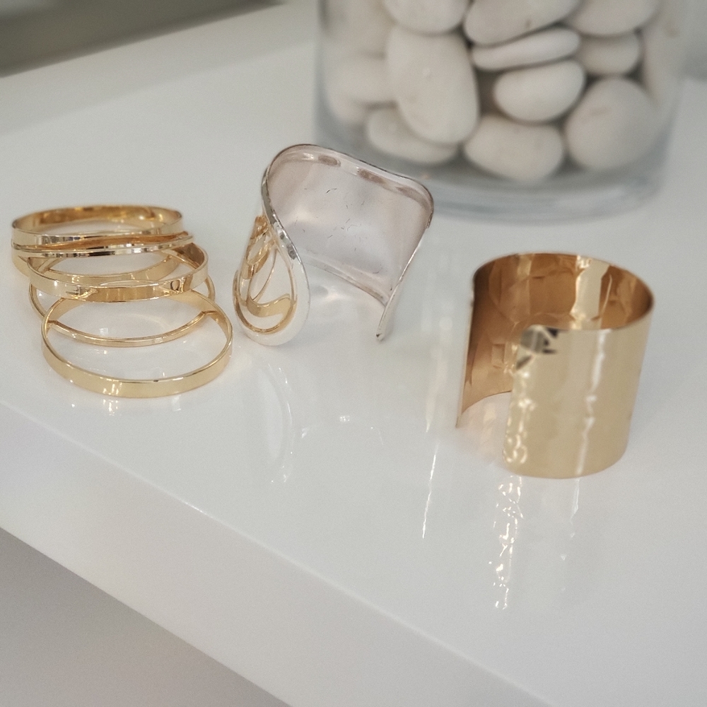 Jewelry - Picture 2 of 2